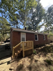 902 Meadow Street South