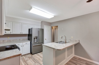 Charming Single-Story Home with Huge Backyard!