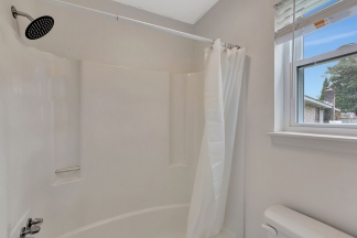 Charming Single-Story Home with Huge Backyard!