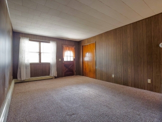 110 South 4th Avenue West