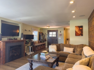 Downtown Los Gatos Tri-Level Renovated Home!