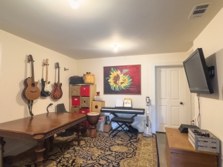 Downtown Los Gatos Tri-Level Renovated Home!