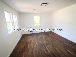 1 BR 1 BA Upstairs Apartment with ALL UTILITIES INCLUDED! (NO SECTION 8)