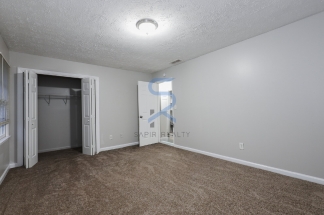 Move in before November 15th and choose your reward: a $250 Amazon Gift Card or a 55 Smart TV!