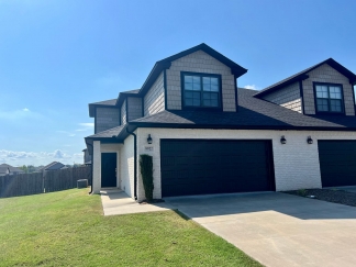 Spacious 3 Bedroom/2 Bathroom Chaffee Crossing Townhome **First Full Month's Rent FREE**