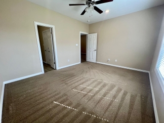 Spacious 3 Bedroom/2 Bathroom Chaffee Crossing Townhome **First Full Month's Rent FREE**