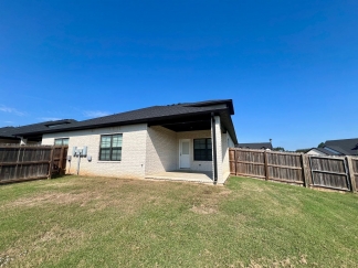Spacious 3 Bedroom/2 Bathroom Chaffee Crossing Townhome **First Full Month's Rent FREE**