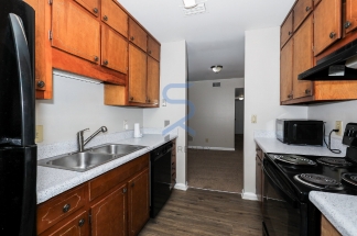 Spacious 2-Bed, 2-Bath Gem in Union City – 1200 Sq Ft of Comfort at 4500 Shannon Blvd! Move in before November 15th and choose your reward: a $250 Amazon Gift Card or a 55 Smart TV!