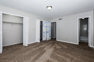 Spacious 2-Bed, 2-Bath Gem in Union City – 1200 Sq Ft of Comfort at 4500 Shannon Blvd! Move in before November 15th and choose your reward: a $250 Amazon Gift Card or a 55 Smart TV!