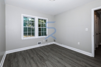 Move in before November 15th and choose your reward: a $250 Amazon Gift Card or a 55 Smart TV!