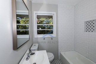 Move in before November 15th and choose your reward: a $250 Amazon Gift Card or a 55 Smart TV!