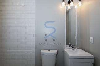 Move in before November 15th and choose your reward: a $250 Amazon Gift Card or a 55 Smart TV!