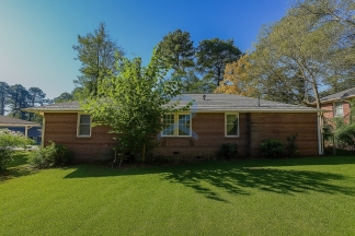 Move in before November 15th and choose your reward: a $250 Amazon Gift Card or a 55 Smart TV!