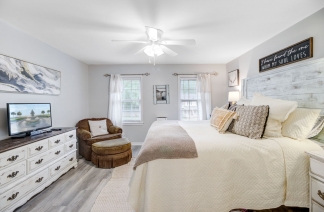 Charming Updated Home in Sought-After Ashborough Neighborhood