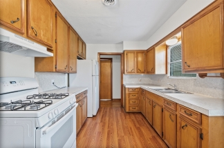 5532 Meadow Creek Lane