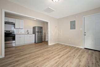 8 S Reed Ave
