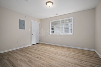 8 S Reed Ave