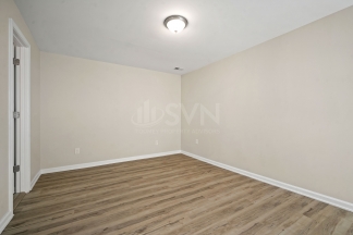 8 S Reed Ave