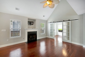 Unbeatable Location – Just 6 Minutes to Downtown Charleston!