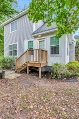 Unbeatable Location – Just 6 Minutes to Downtown Charleston!
