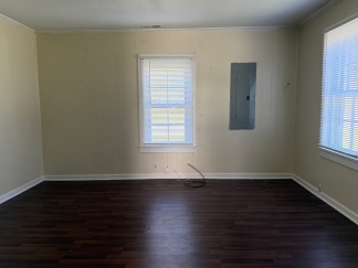 AMAZING LOCATION, Ranch Home Downtown Smithfield, Available Now!