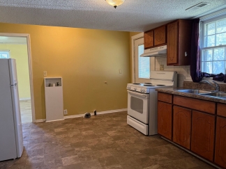 AMAZING LOCATION, Ranch Home Downtown Smithfield, Available Now!