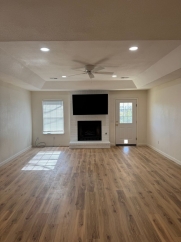 BEAUTIFUL 3 Bedroom 2 Full bath home located in Bentonville!!!!