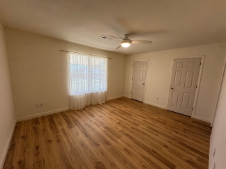 BEAUTIFUL 3 Bedroom 2 Full bath home located in Bentonville!!!!