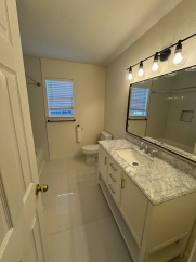 BEAUTIFUL 3 Bedroom 2 Full bath home located in Bentonville!!!!