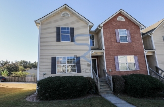 Move in before November 15th and choose your reward: a $250 Amazon Gift Card or a 55 Smart TV!