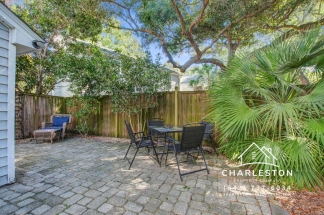 1371 Cassidy Court B - **APPLICATION APPROVED - LEASE PENDING**