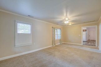 1833 Orangeburg St Unit A - Available Now!