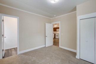 1833 Orangeburg St Unit A - Available Now!