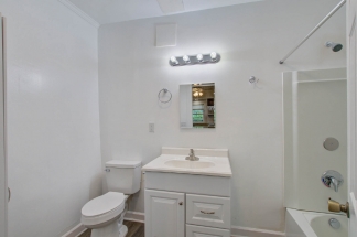 1833 Orangeburg St Unit A - Available Now!