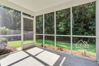 5135 Ballantine Dr - Available Now!