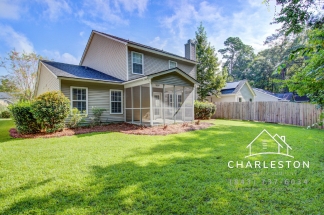 5135 Ballantine Dr - Available Now!