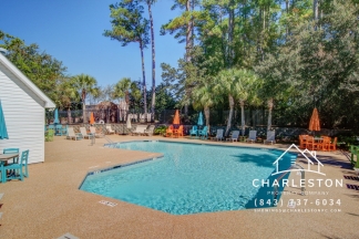 230 Darcy Ave - Available Now!