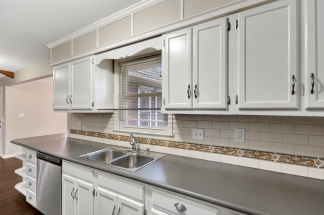 Charming 4-Bedroom, 2-Bath Brick Home with FROG in Tall Pines – Ladson, SC