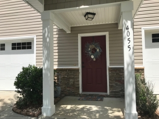 Townhouse with Fenced Backyard!