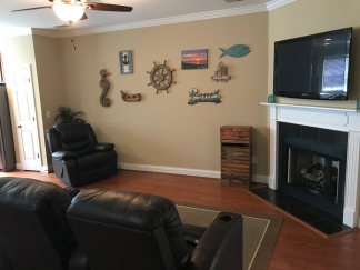 Townhouse with Fenced Backyard!