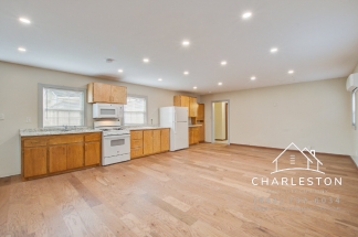 198 Nassau St - Available Now!