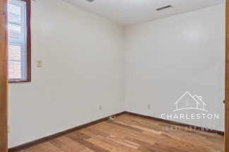 198 Nassau St - Available Now!