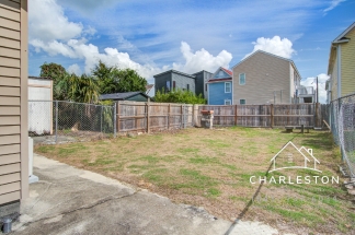 198 Nassau St - Available Now!