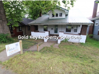 MUNCIE Spacious 2 BR 1 BA House with Fantastic Front Porch NO PETS (NO SECTION 8)