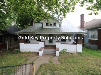 MUNCIE Spacious 2 BR 1 BA House with Fantastic Front Porch NO PETS (NO SECTION 8)