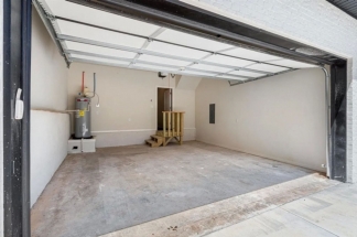 Camp Edge Townhomes- Walking Distance to UofA! Apply Today!! 2026-2027 School Year