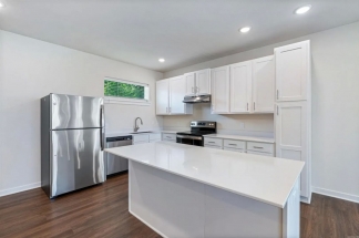 Camp Edge Townhomes- Walking Distance to UofA! Apply Today!! 2026-2027 School Year