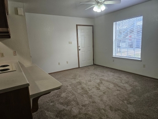 2 Bedroom 1 bath Apartments For Rent! Available NOW!