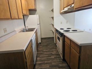 2 Bedroom 1 bath Apartments For Rent! Available NOW!
