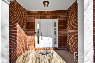1952 Barrett Knoll Court Northwest**